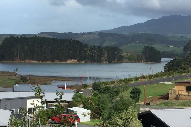 Photo of property in 8d Harakeke Place, Raglan, 3225