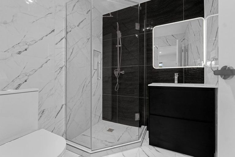 Photo of property in 7b Surrey Street, Manurewa, Auckland, 2102