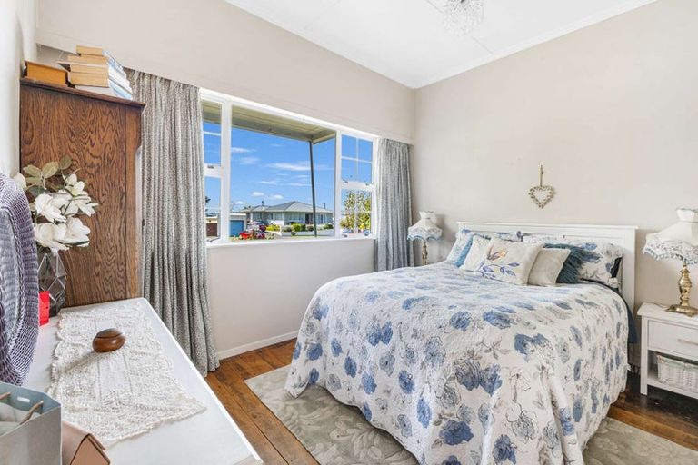 Photo of property in 21 Portia Street, Stratford, 4332