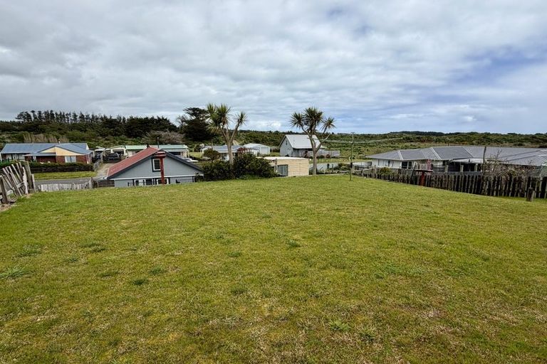 Photo of property in 3 Ewing Street, Hokio Beach, Levin, 5571