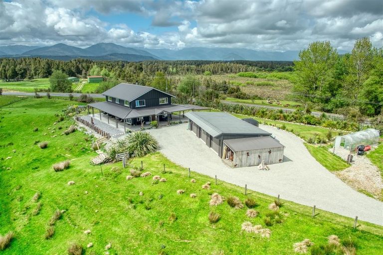 Photo of property in 147 Lake Kaniere Road, Blue Spur, Hokitika, 7811