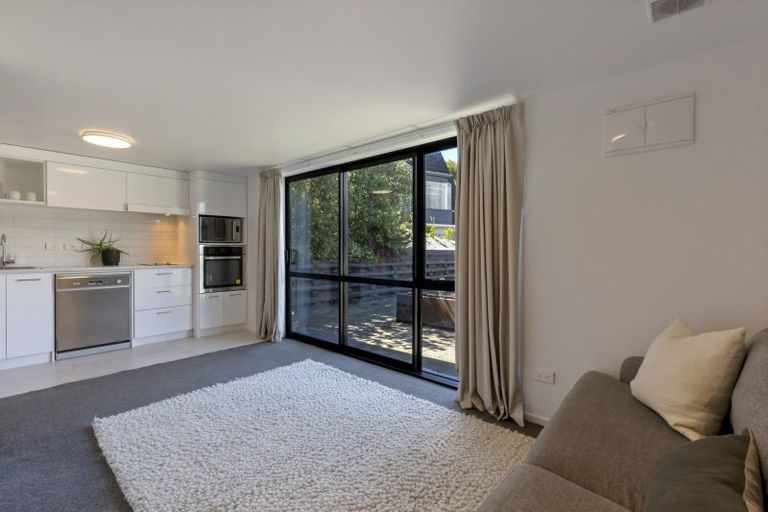 Photo of property in 24 Williams Street, Sunshine Bay, Queenstown, 9300