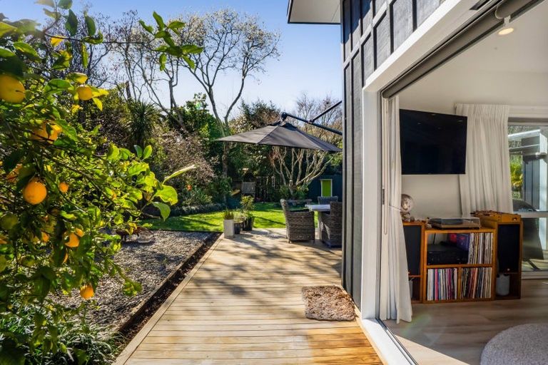 Photo of property in 14a Clawton Street, Westown, New Plymouth, 4310