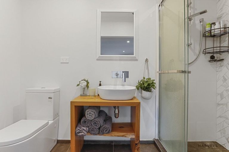 Photo of property in 342 Glengarry Road, Glen Eden, Auckland, 0602