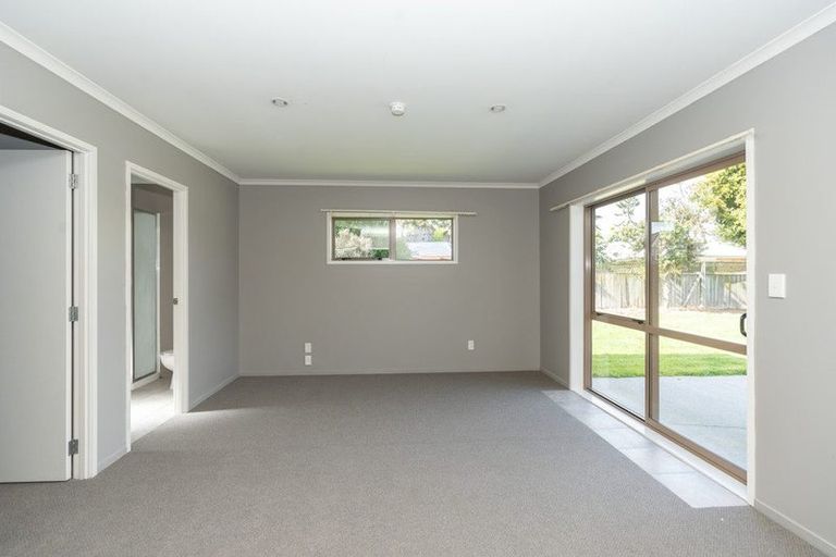 Photo of property in 12 Wakefield Place, Rototuna North, Hamilton, 3210