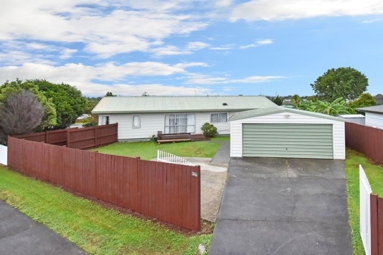 Photo of property in 6 Leila Place, Clover Park, Auckland, 2019