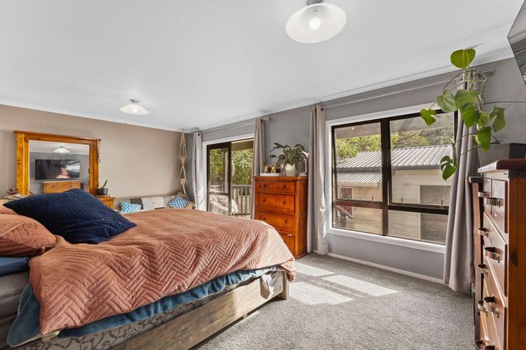 Photo of property in 7 Waterloo Place, Westown, New Plymouth, 4310