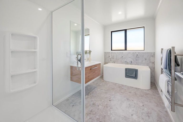 Photo of property in 44 Kohekohe Drive, Owhata, Rotorua, 3010