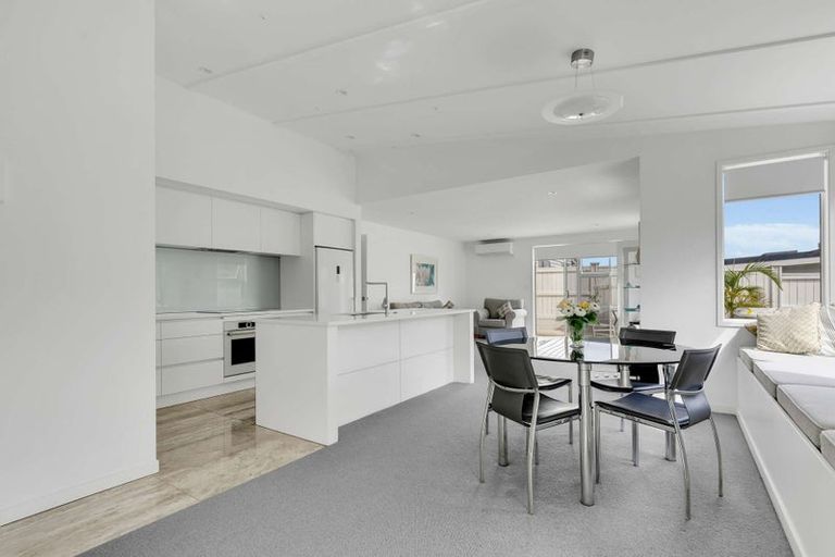 Photo of property in 60b The Boulevard, Papamoa Beach, Papamoa, 3118