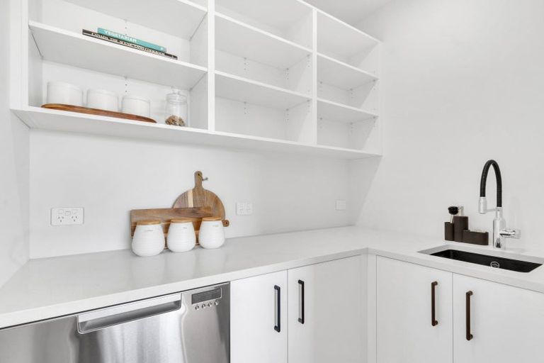 Photo of property in 4 Cotterville Crescent, Greytown, 5712