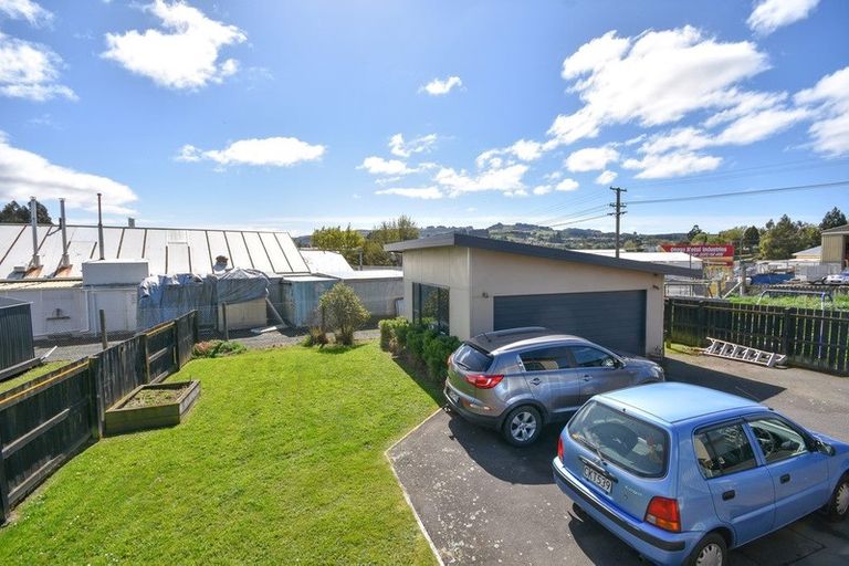 Photo of property in 3 Clariton Avenue, Green Island, Dunedin, 9018