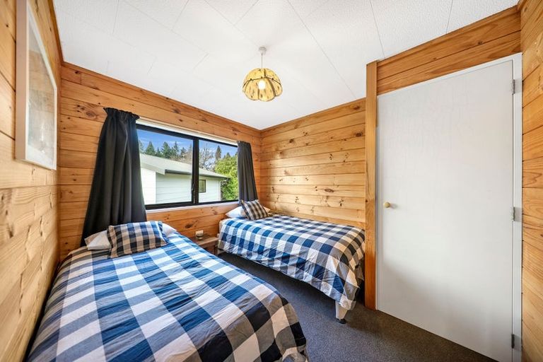 Photo of property in 19 Henry Street, Te Anau, 9600