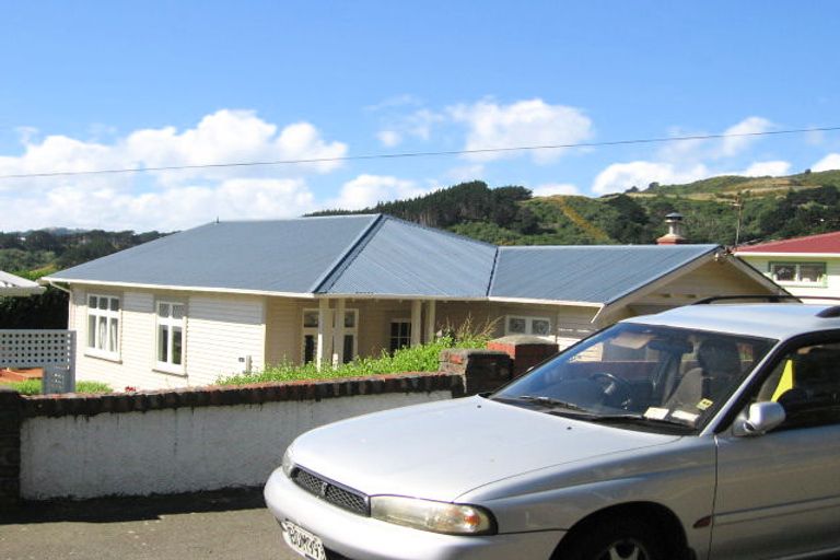 Photo of property in 7 Travancore Street, Island Bay, Wellington, 6023