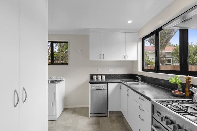 Photo of property in 7 Baldwin Street, Moera, Lower Hutt, 5010