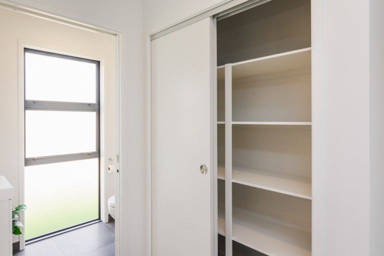 Photo of property in 9 Pahiki Crescent, Levin, 5510