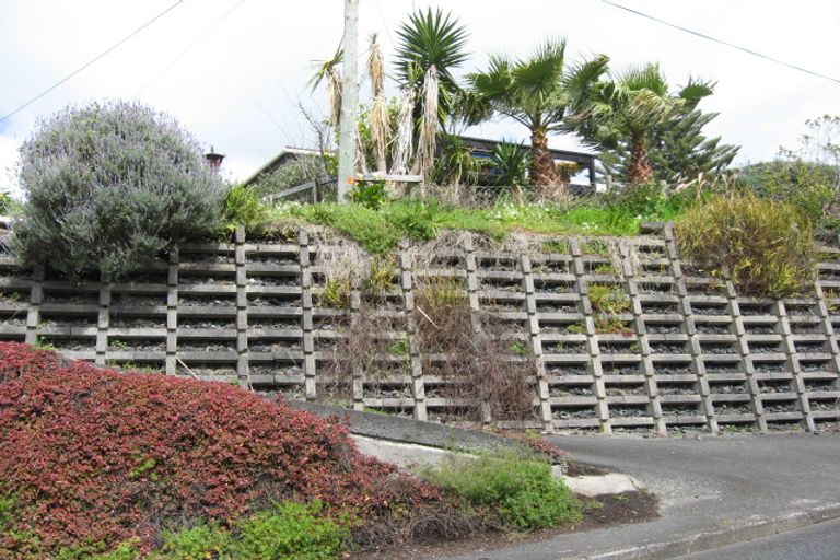 Photo of property in 11 The Terrace, Herald Island, Auckland, 0618