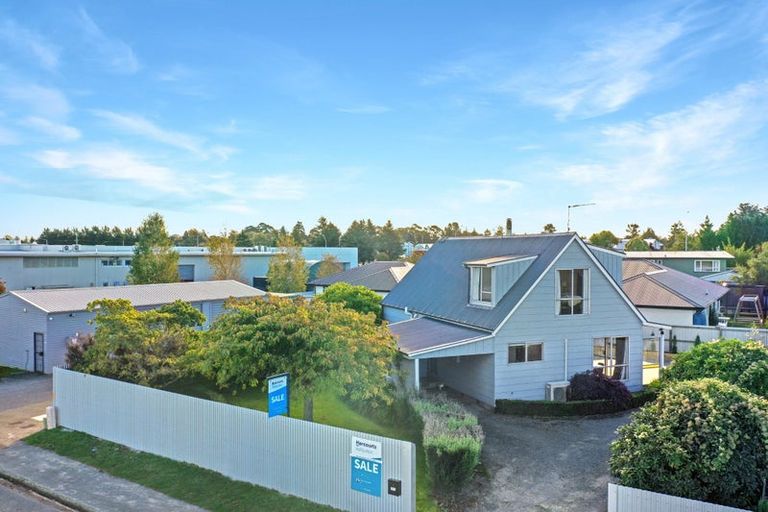 Photo of property in 172 Mcmurdo Street, Tinwald, Ashburton, 7700