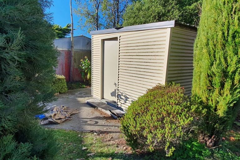 Photo of property in 18 James Street, Waimate, 7980