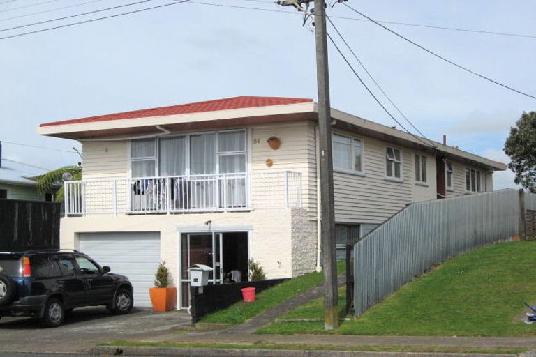 Photo of property in 34 Watene Crescent, Waitara, 4320