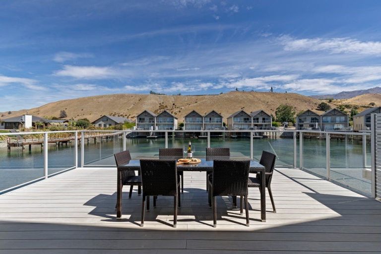 Photo of property in 4b Rahoy Close, Mount Pisa, Cromwell, 9383