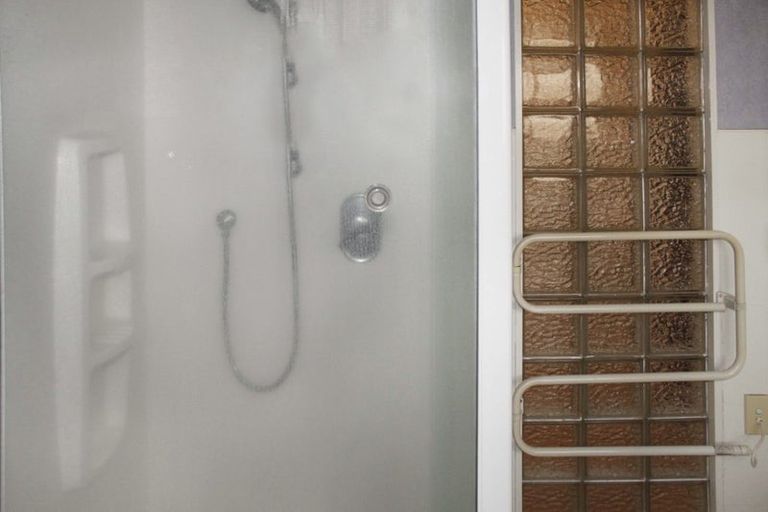 Photo of property in 9 Papawai Place, Milson, Palmerston North, 4414