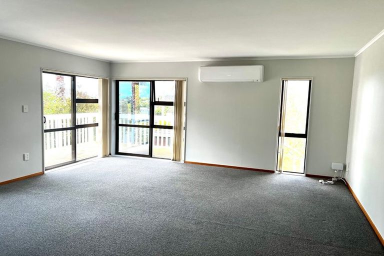 Photo of property in 1/57 Nigel Road, Browns Bay, Auckland, 0630