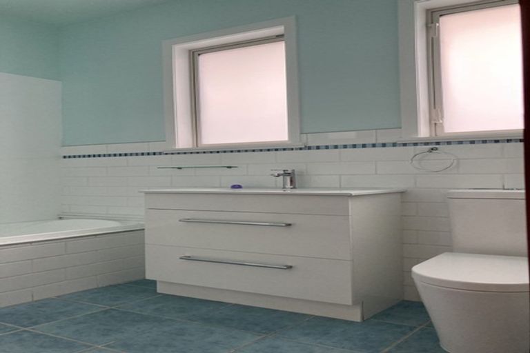 Photo of property in 11 Bankot Crescent, Ngaio, Wellington, 6035