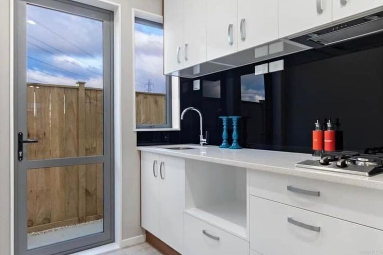 Photo of property in 5 Lavey Road, Flat Bush, Auckland, 2019