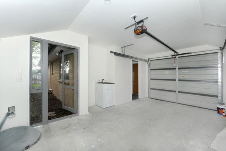 Photo of property in 40c Russley Road, Russley, Christchurch, 8042