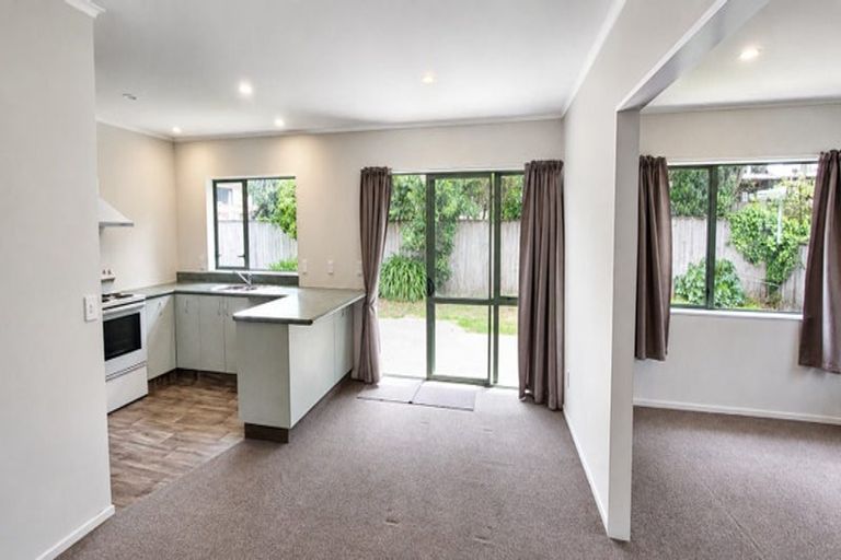 Photo of property in 5a Francis Road, Paraparaumu Beach, Paraparaumu, 5032