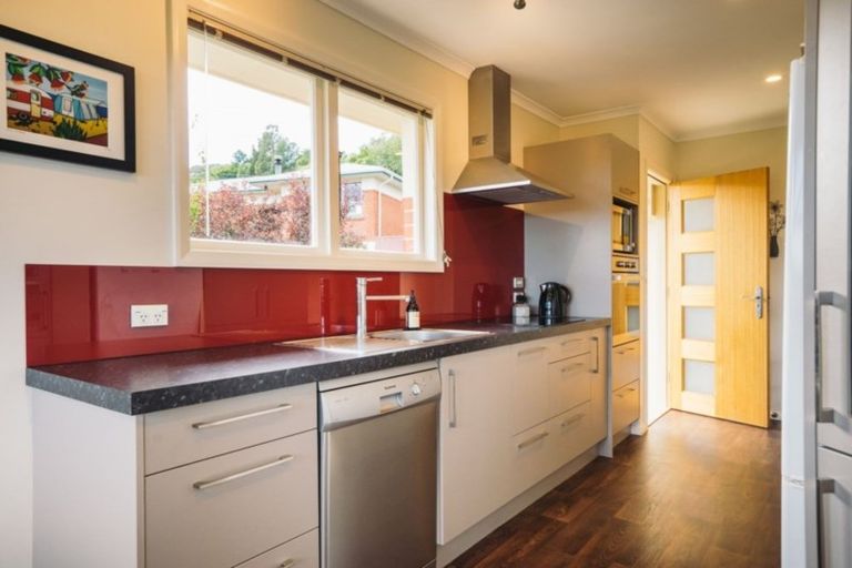 Photo of property in 55 Elwyn Crescent, Green Island, Dunedin, 9018