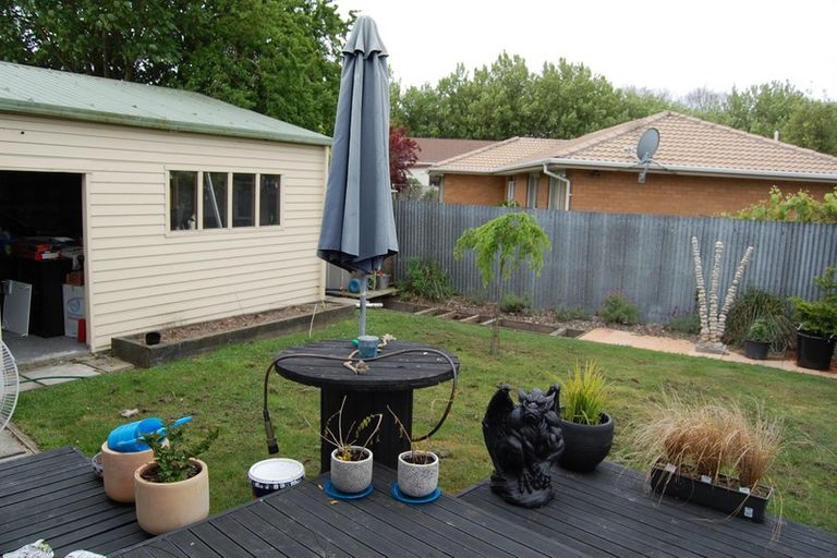 Photo of property in 23 Barclay Place, Burwood, Christchurch, 8061