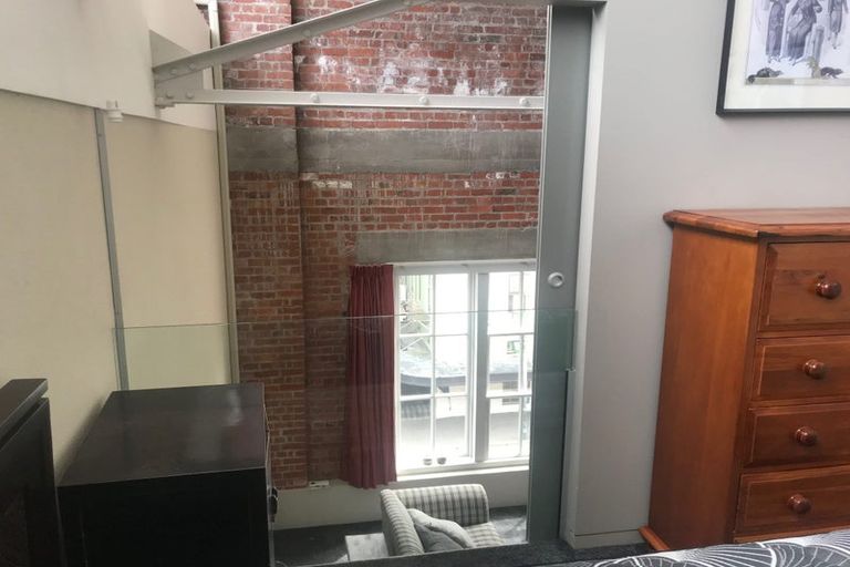 Photo of property in Waterloo Quay Apartments, 322/28 Waterloo Quay, Pipitea, Wellington, 6011