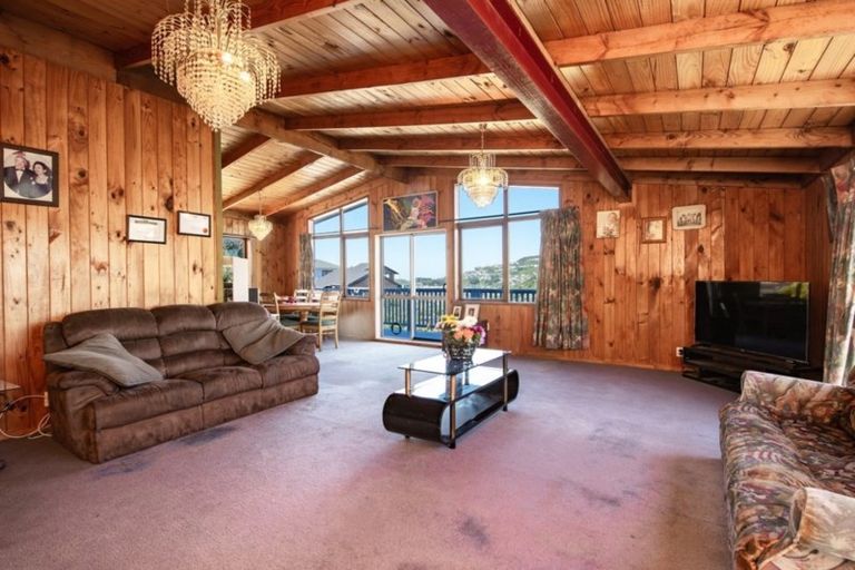 Photo of property in 8 Tatum Way, Johnsonville, Wellington, 6037