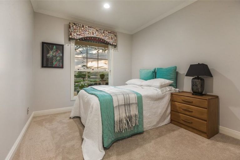 Photo of property in 72 Potts Road, Whitford, Howick, 2571