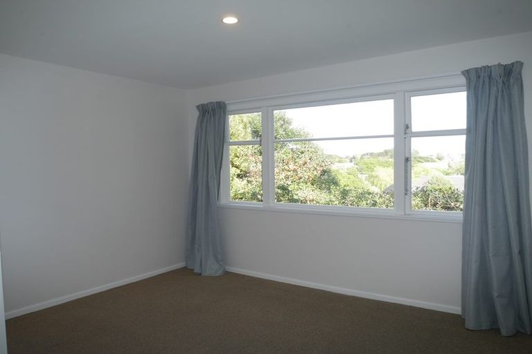 Photo of property in 74 Matai Road, Raumati South, Paraparaumu, 5032