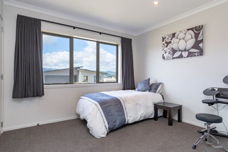 Photo of property in 103 Riverstone Drive, Riverstone Terraces, Upper Hutt, 5018