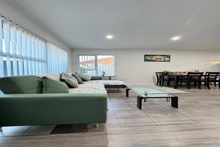 Photo of property in 1/13 Berwyn Avenue, Takanini, 2112