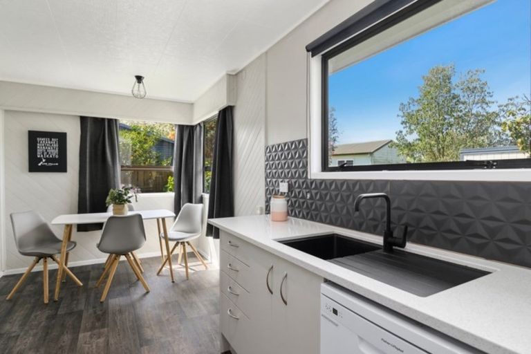 Photo of property in 46 Alison Street, Mangakakahi, Rotorua, 3015