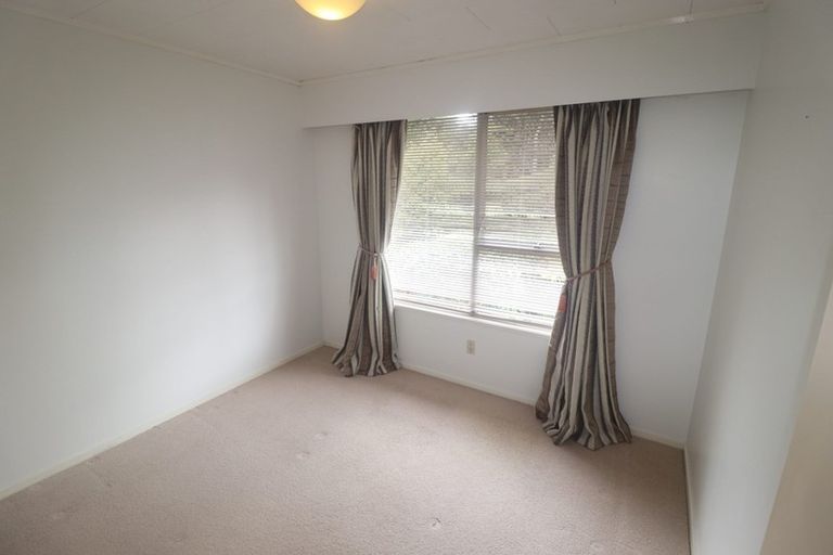 Photo of property in 25 Gladys Avenue, Glenfield, Auckland, 0629