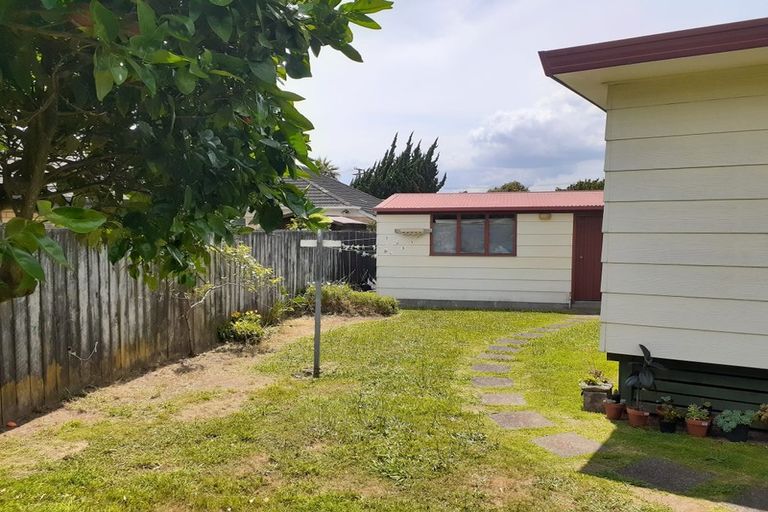 Photo of property in 5 Alpha Street, Papakura, 2110