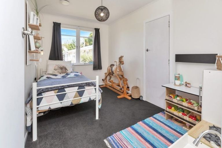 Photo of property in 21 Kokich Crescent, Onerahi, Whangarei, 0110