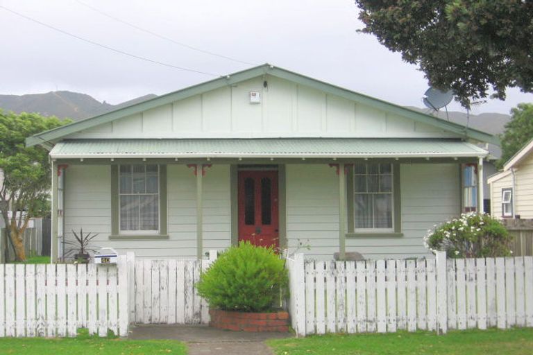 Photo of property in 40 Randwick Crescent, Moera, Lower Hutt, 5010