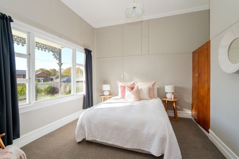 Photo of property in 11 Essex Street, Winton, 9720