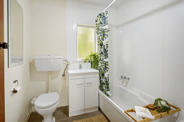 Photo of property in 12 Truro Street, Sumner, Christchurch, 8081