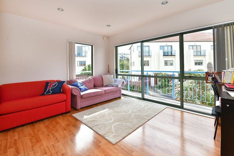 Photo of property in 56 Waterside Crescent, Gulf Harbour, Whangaparaoa, 0930