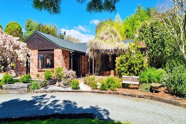 Photo of property in 61 Martin Road, Upper Moutere, 7175