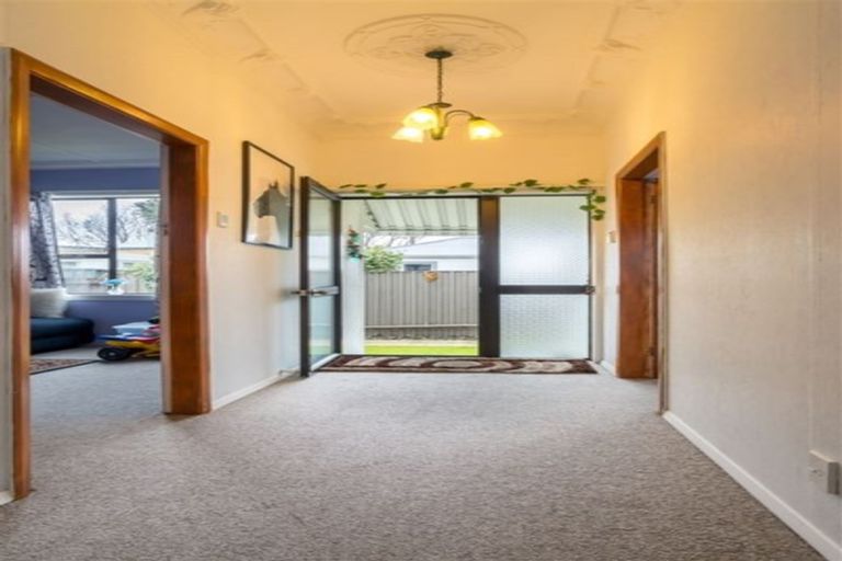 Photo of property in 40 Kirkcaldy Street, South Dunedin, Dunedin, 9012