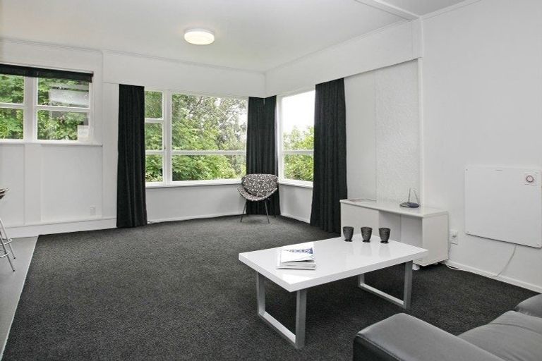 Photo of property in 17a Seatoun Heights Road, Miramar, Wellington, 6022