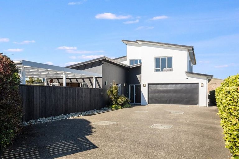 Photo of property in 11 Nelson Avenue, Aotea, Porirua, 5024